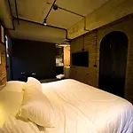Cataleya Estate Boutique Hotel